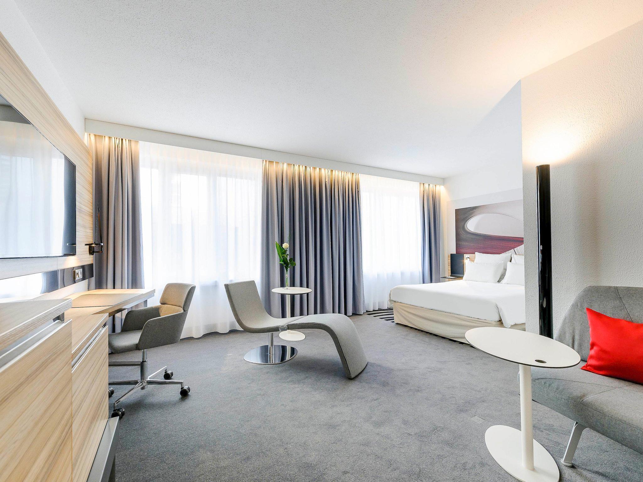 Novotel 4*